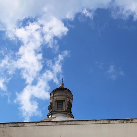 Ave Gratia Plena Hostel Salerno Bagian luar foto