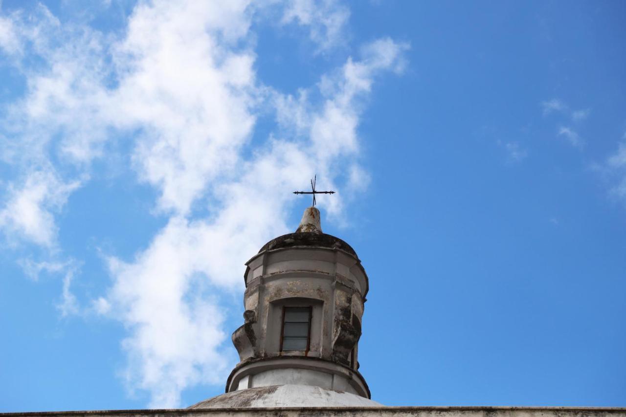Ave Gratia Plena Hostel Salerno Bagian luar foto